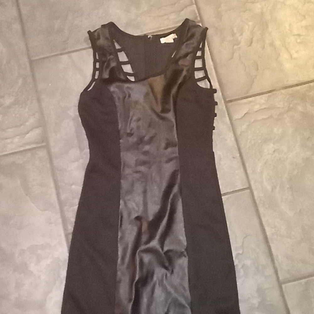 Women's size M opensided back revealing dress